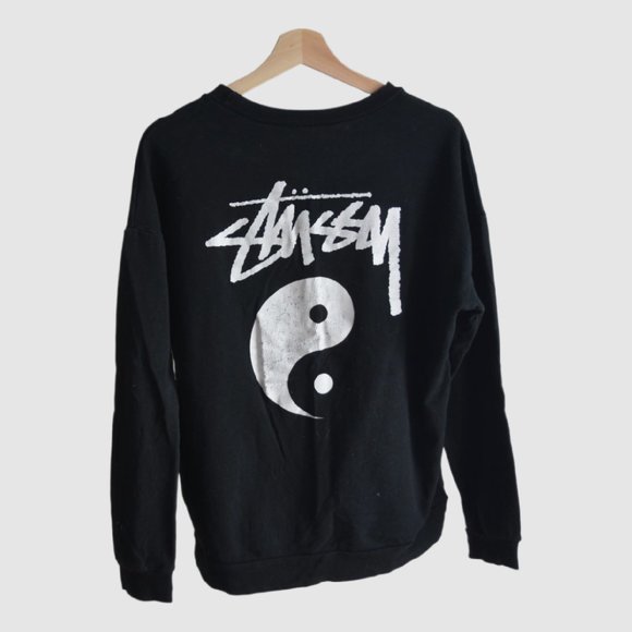 Stüssy Black Crewneck with Yin-Yang Print – Vintage, Size M, Cracked - Picture 2 of 3
